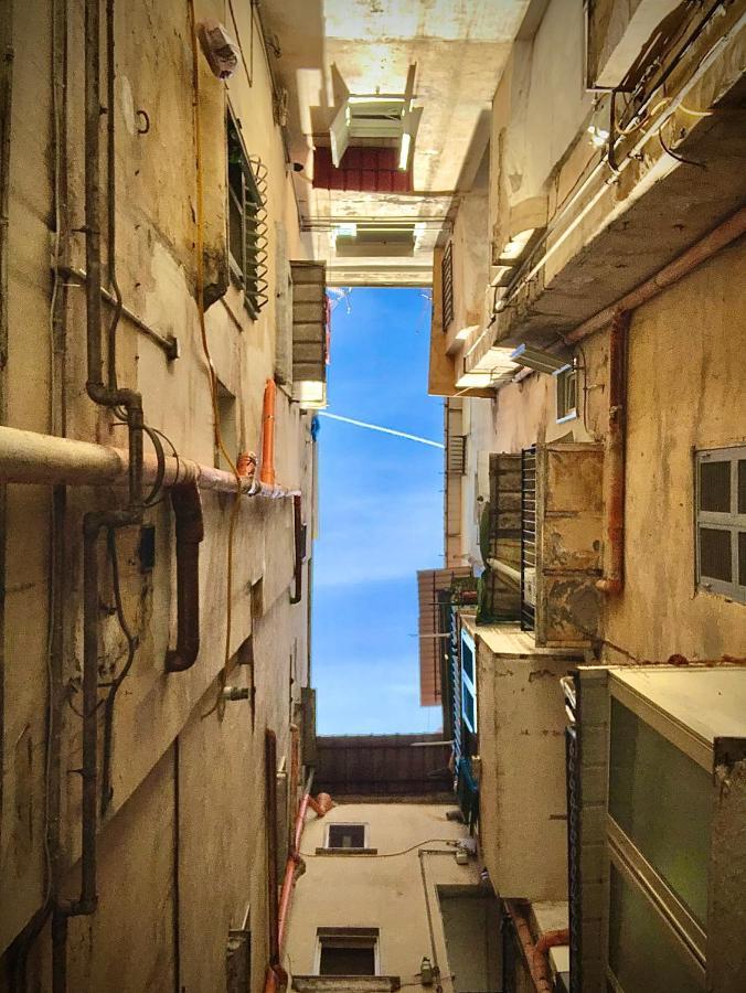 Jungle 13 - Room And Apartments Napoli Exterior foto